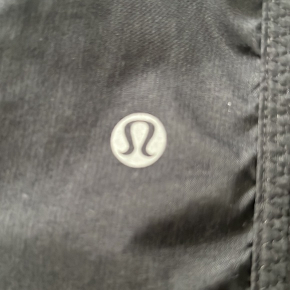 Rare 💎💎lululemon Leader of the Track pants - size 8 - Picture 4 of 16